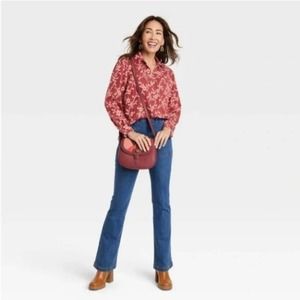 Knox Rose Women's Long Sleeve Button-Down Shirt - Deep Hibiscus Size M NWT